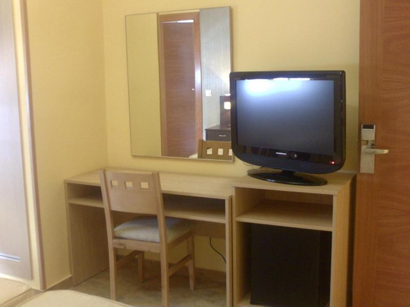 Hotel Los Chiles Villanueva Del Arzobispo Habitación foto